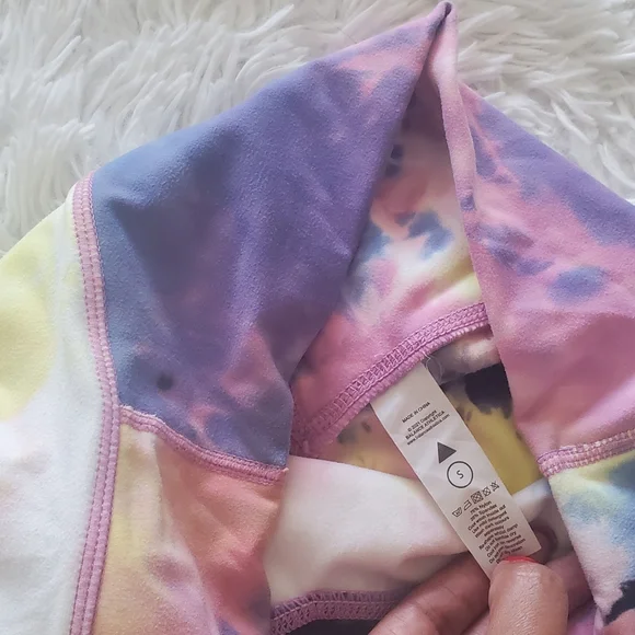 Balance Athletica Atmos Thunderstorm Short Shorts Size Small - Picture 4 of 4